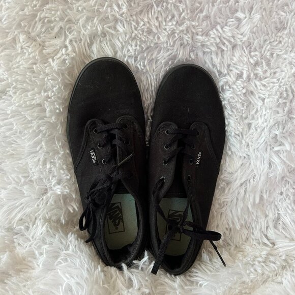 VANS Off The Wall Lace Up Low Top Black Sneakers Missy Size 4.5 Skater Surfer - Picture 1 of 5